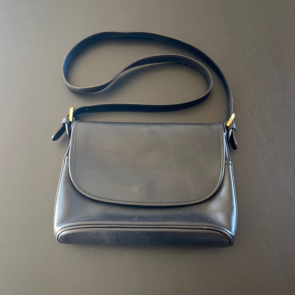 Black leather Coach shoulder bag